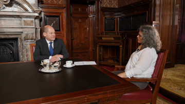 Still medium interview olaf scholz export